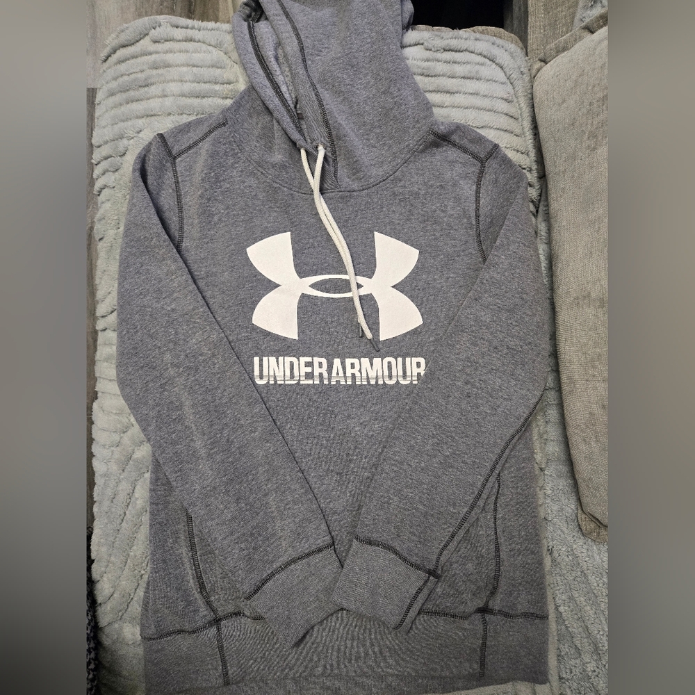 Under Armour Women's Gray Logo Hoodie Size Small